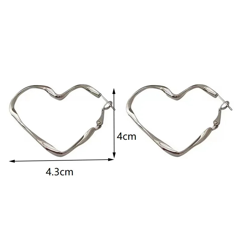 Hollow Chic Earrings
