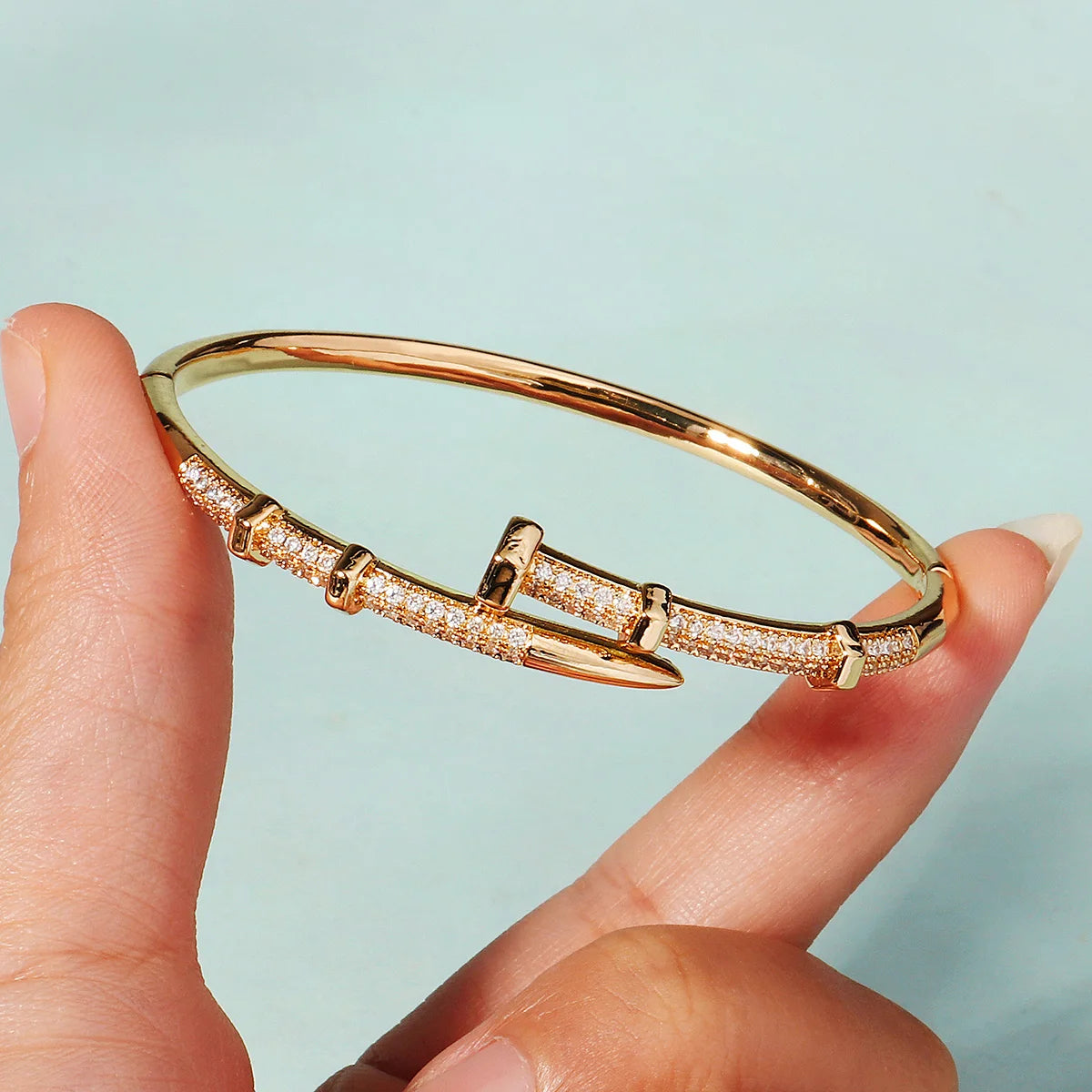 Eterna Nail Luxe Bangle Bracelet