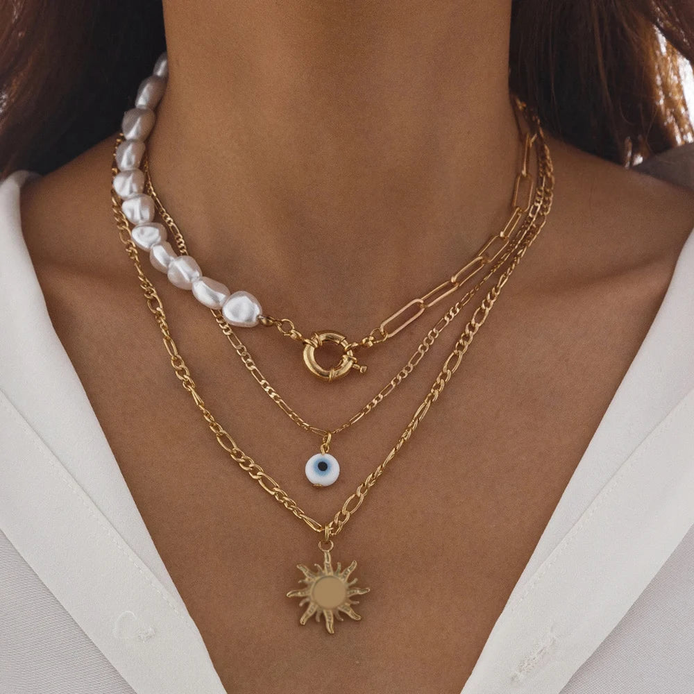 Lustrous Pearl Heart Necklace