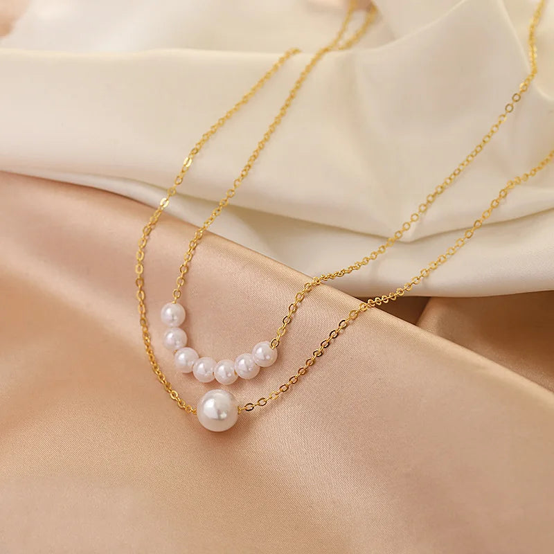 Lustrous Pearl Heart Necklace