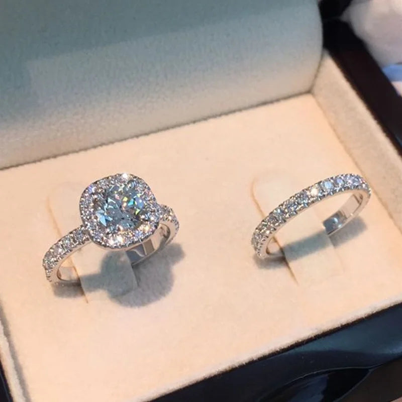Luxury 2pcs Zircon Wedding Ring Set