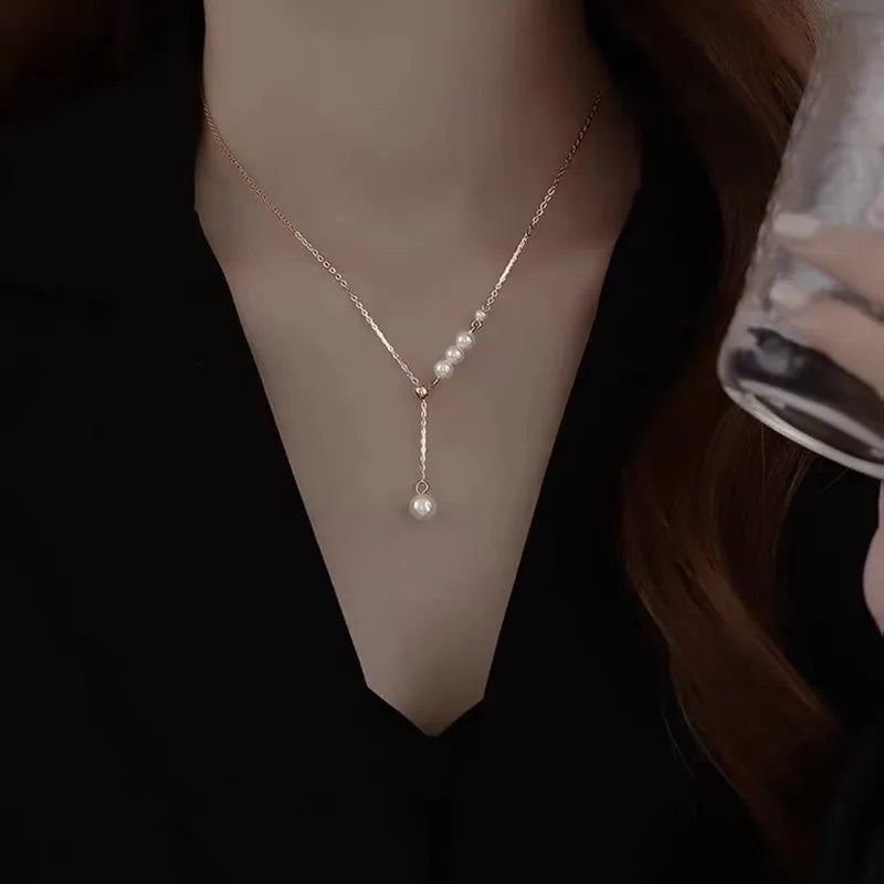 Gold Pearl Choker Necklace for Women – Kpop Inspired Beads Collar