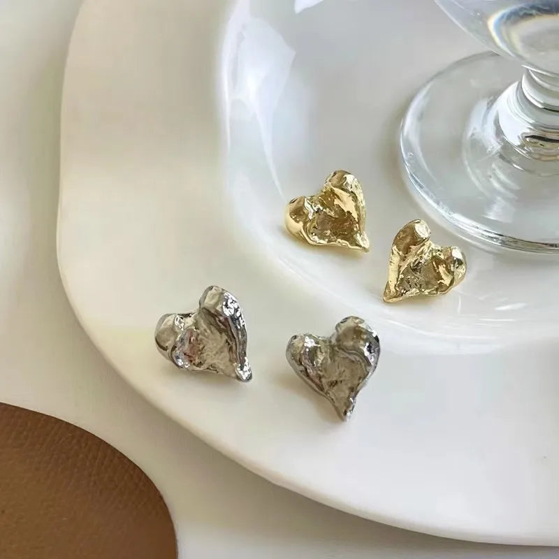 Retro Bold Heart Earrings