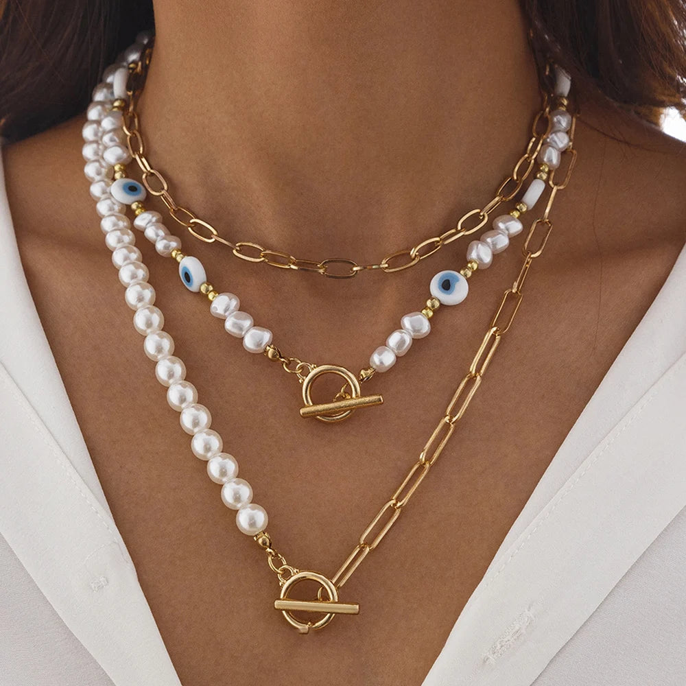 Lustrous Pearl Heart Necklace