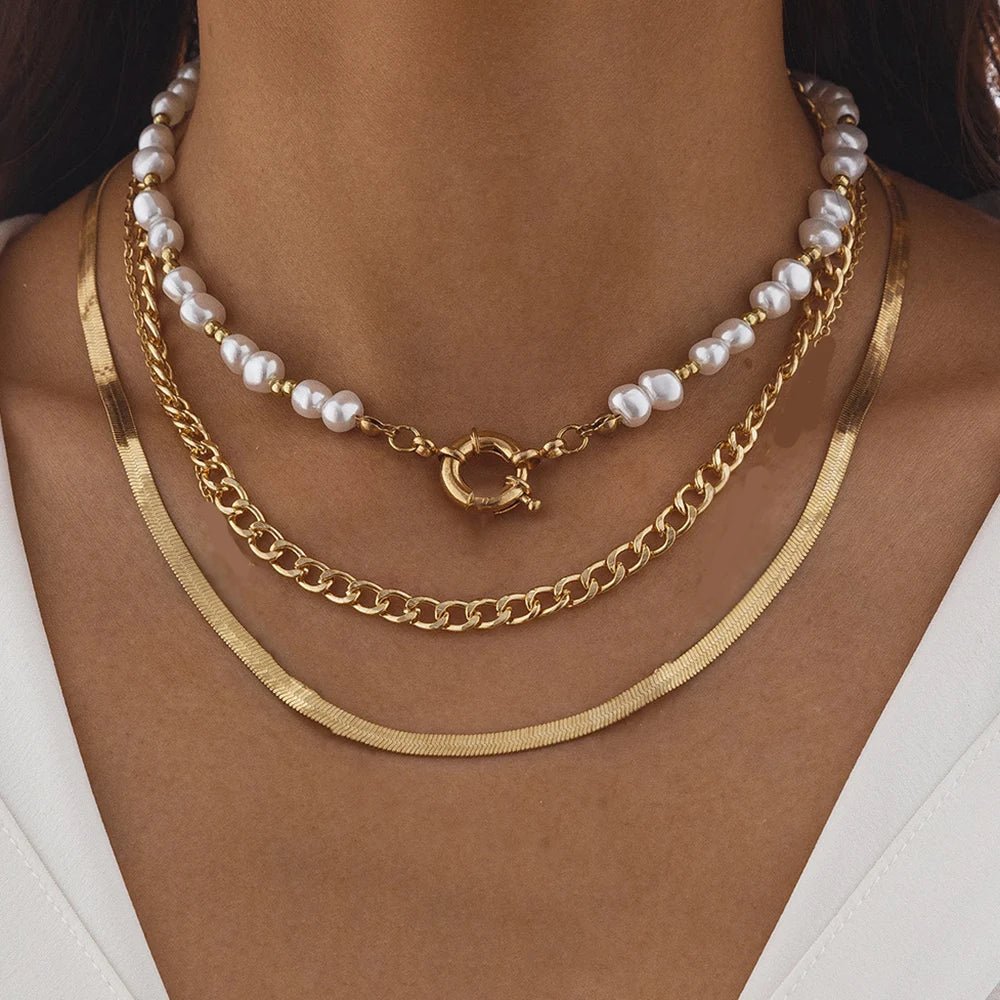Lustrous Pearl Heart Necklace