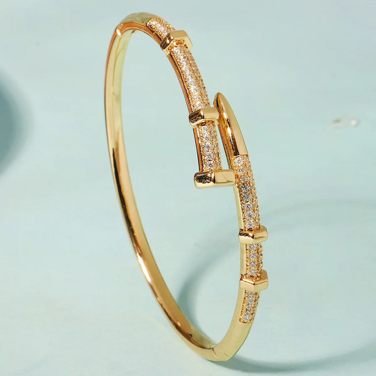Eterna Nail Luxe Bangle Bracelet
