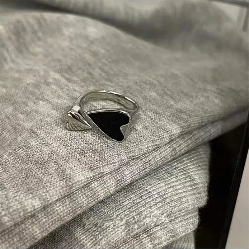 Minimalist Black Heart Open Ring – Adjustable Two-Tone Metal Punk Jewellery