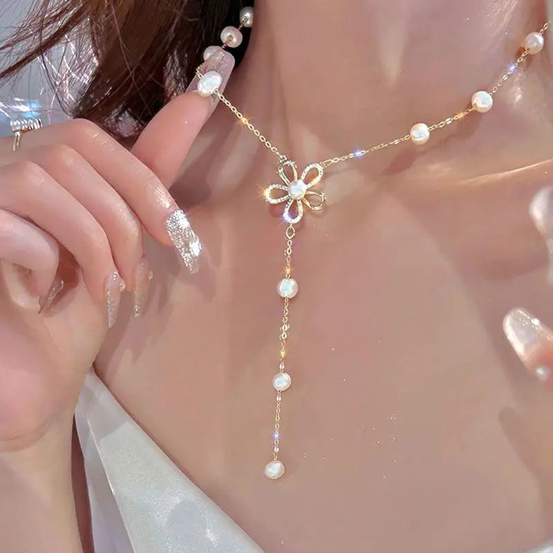Gold Pearl Choker Necklace for Women – Kpop Inspired Beads Collar