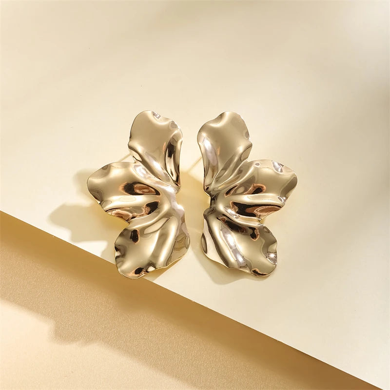 Sculptura Folded Gold Earrings